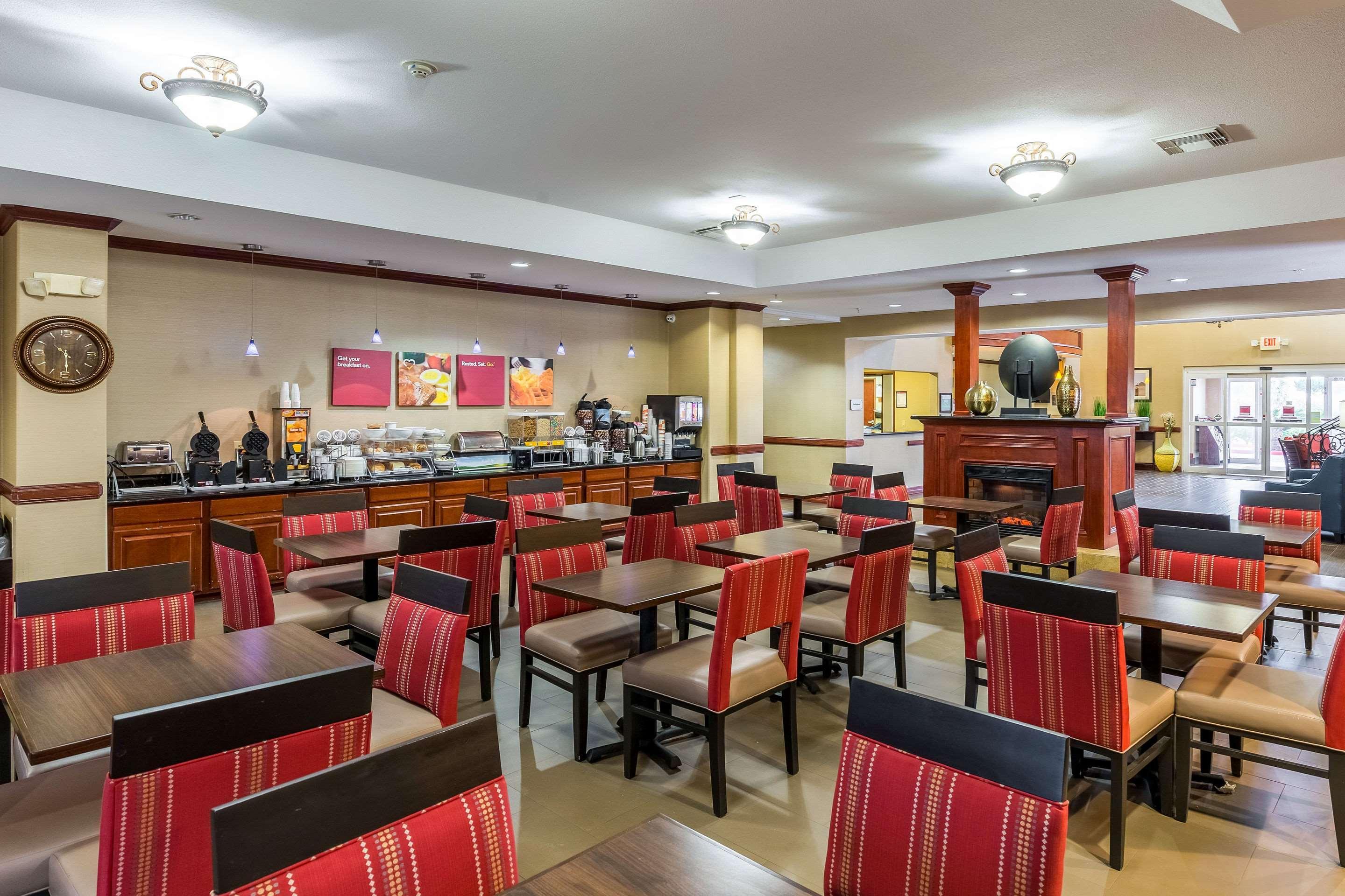 Comfort Suites Galveston Exterior photo